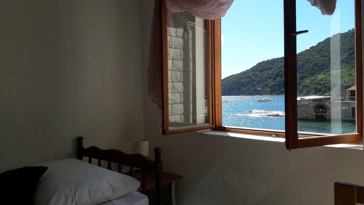 Anka'S Beach Komiža Eksteriør billede